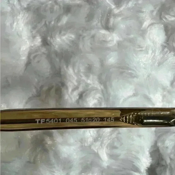 Tom Ford Lite Brown colored Glasses for Men - Picture 9 of 10